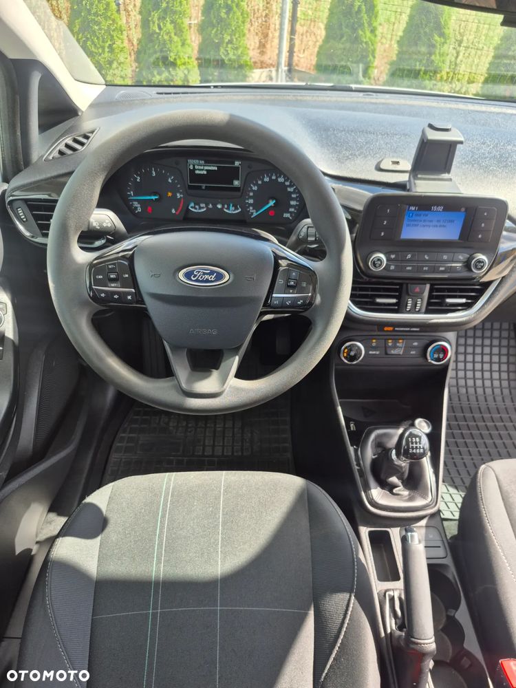 Ford Fiesta - 27