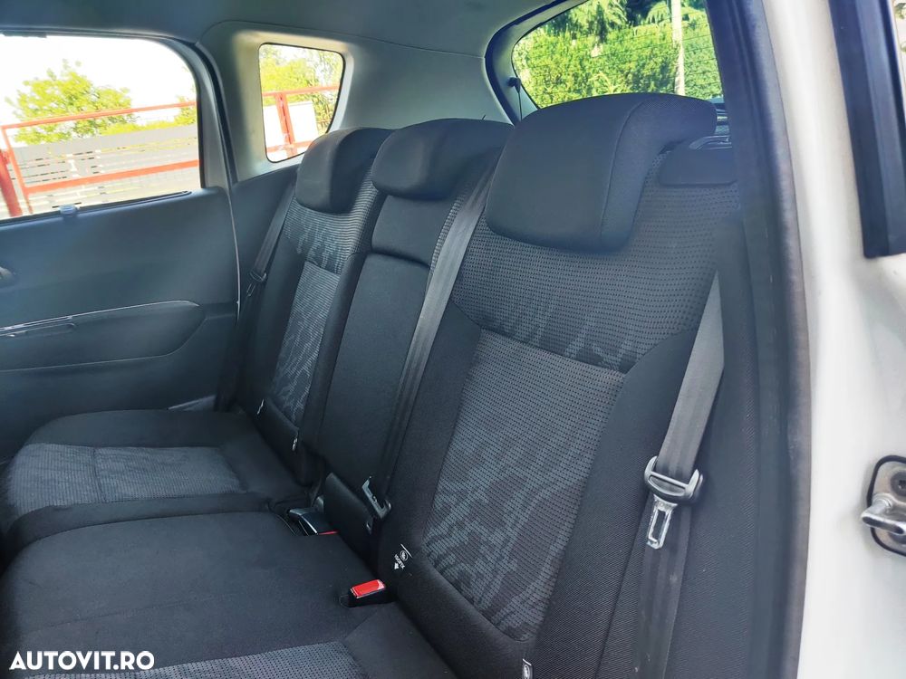 Peugeot 3008 2.0 HDI Premium Pack - 6