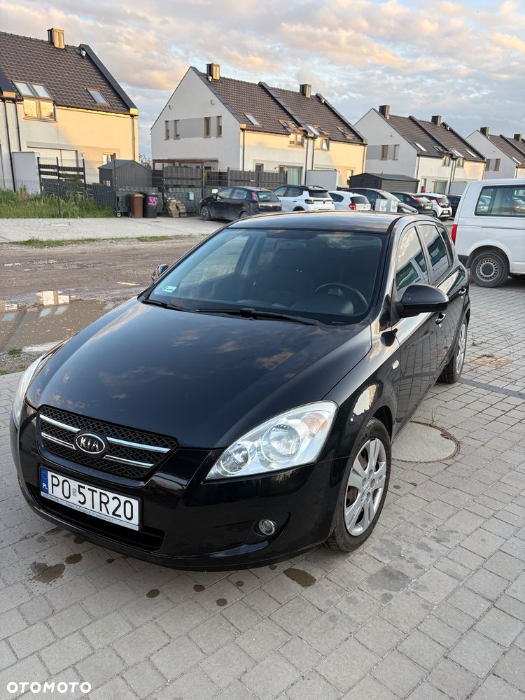 Kia Ceed 1.4 M - 8