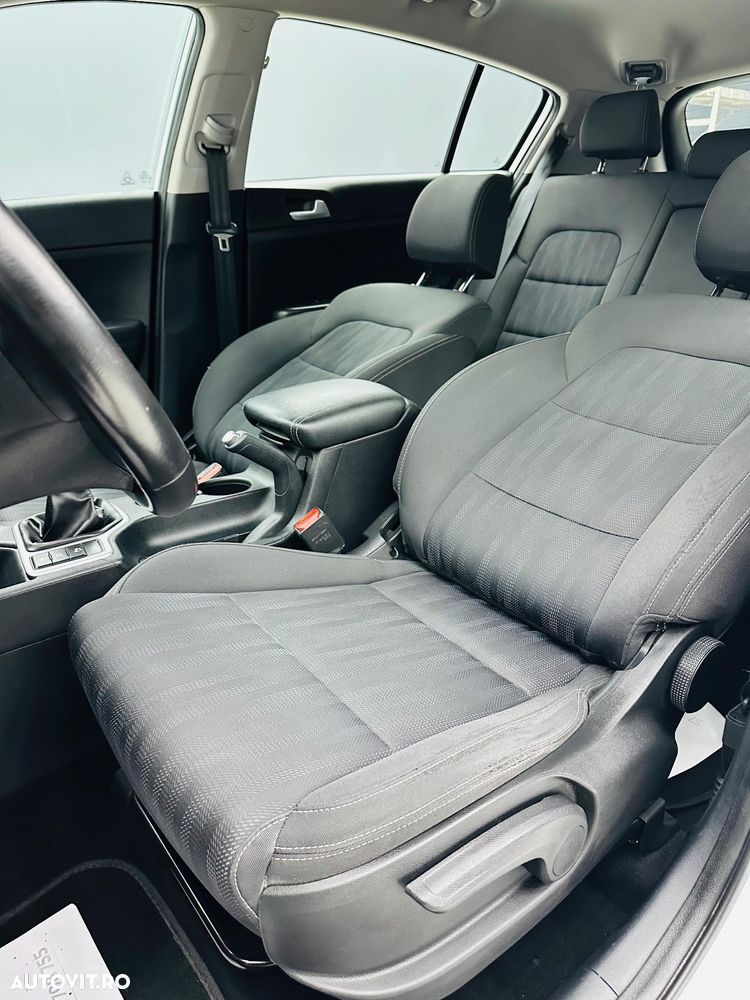 Kia Sportage - 28