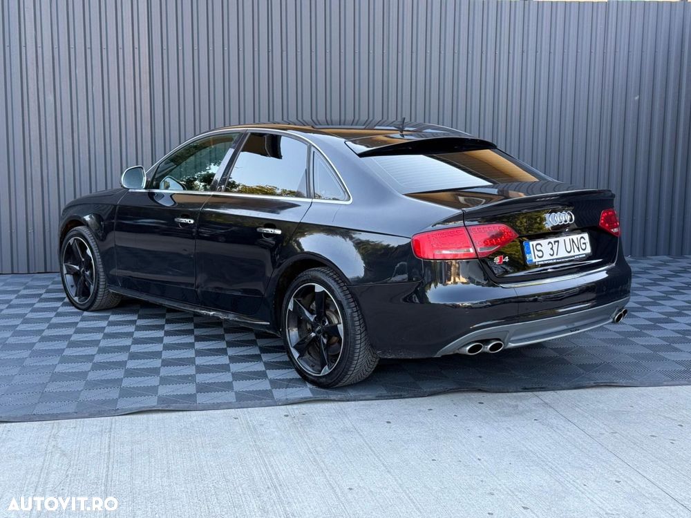 Audi A4 Limuzina - 4