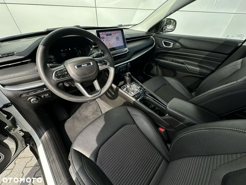 Jeep Compass - 13