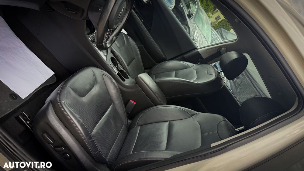 Kia Niro 1.6 GDI 2WD Aut. Edition 7 - 9