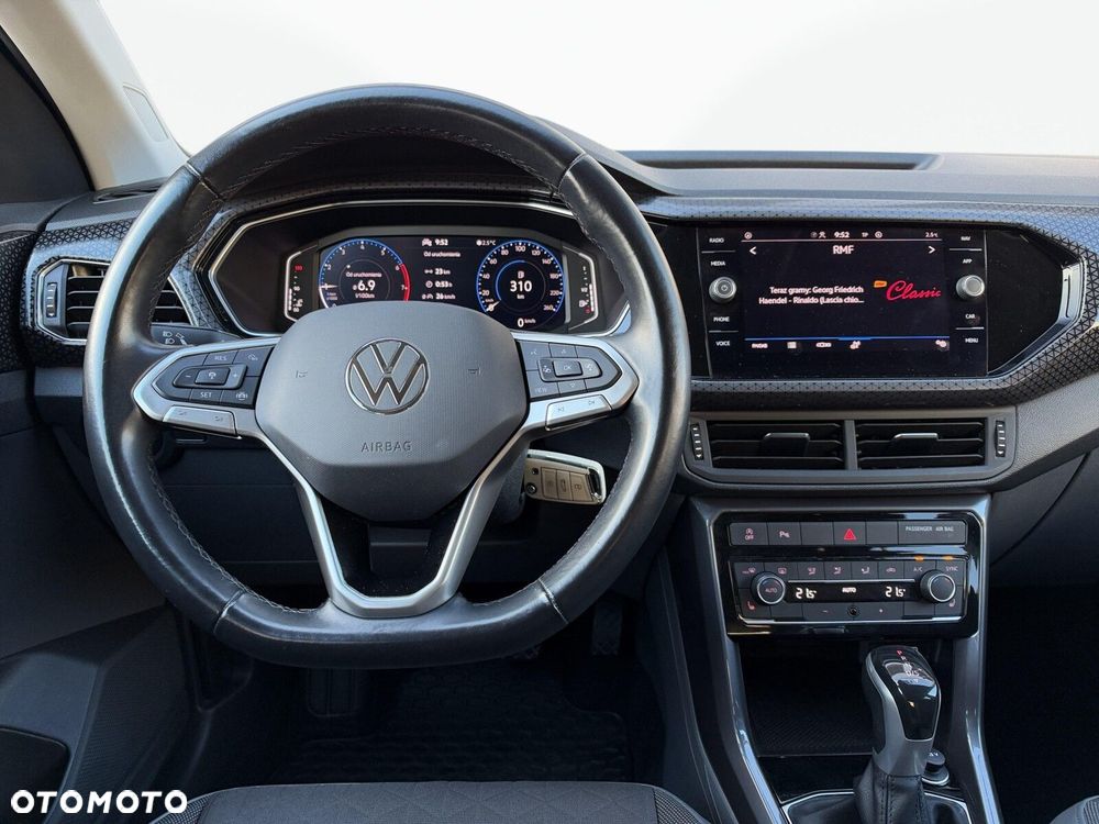Volkswagen T-Cross - 16
