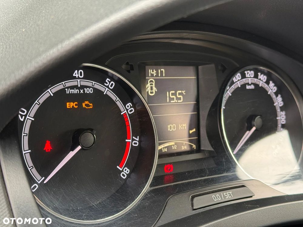 Skoda RAPID 1.0 TSI Active - 12