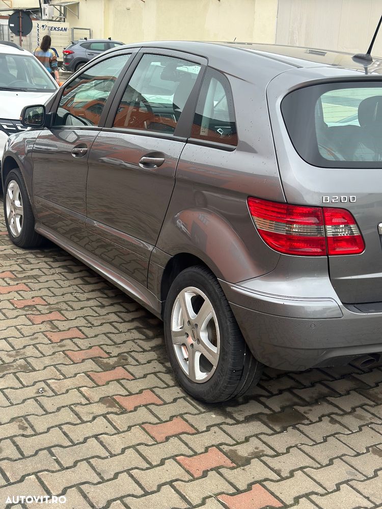 Mercedes-Benz B 200 Autotronic Special Edition - 26
