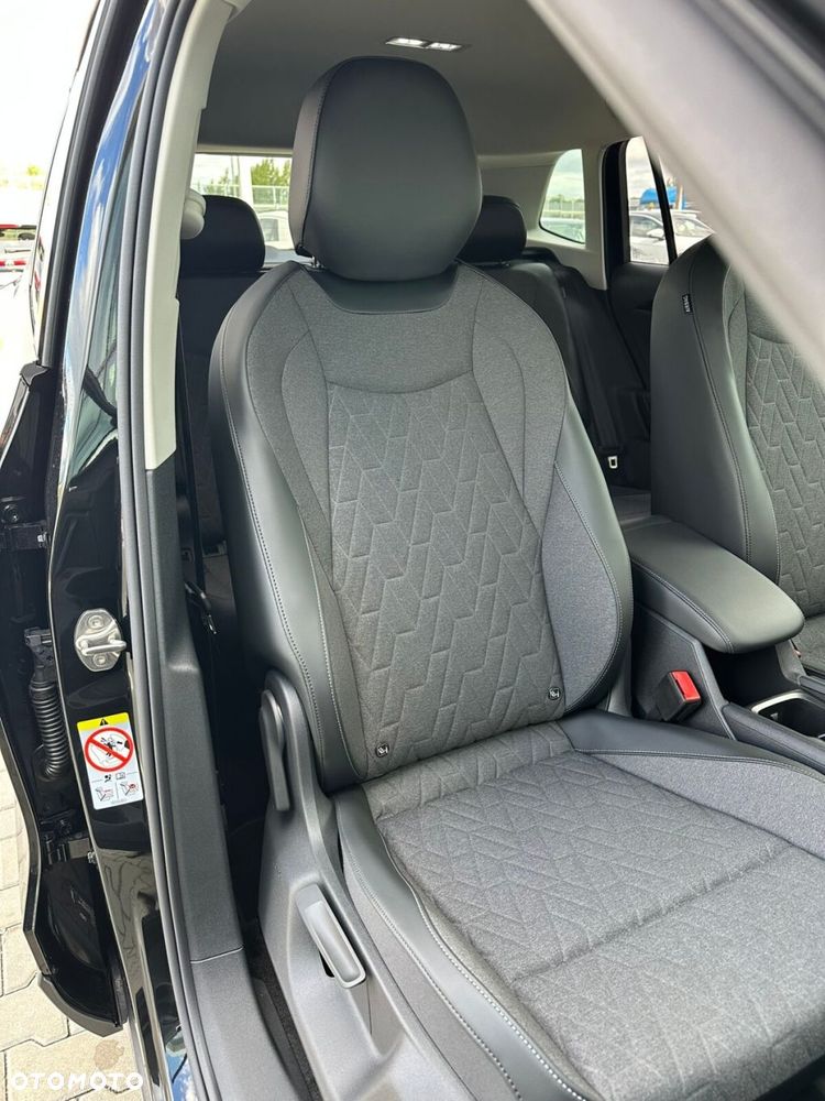 Volkswagen Tiguan - 22