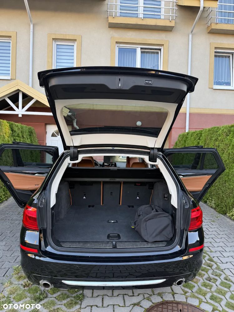 BMW Seria 5 530i xDrive Luxury Line - 14