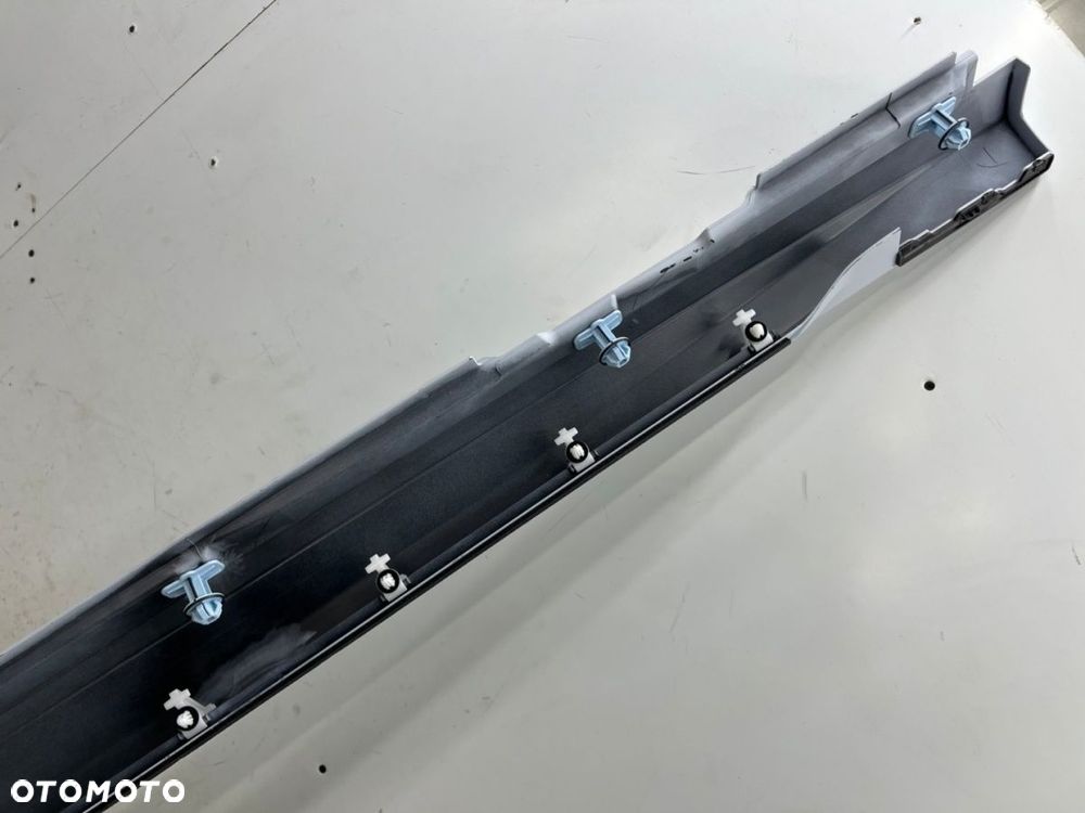 Nakładka progu Audi A6 C8 18-25r. NOWA prawa listwa progowa prawy próg zewnętrzny 4k0853856 - 9