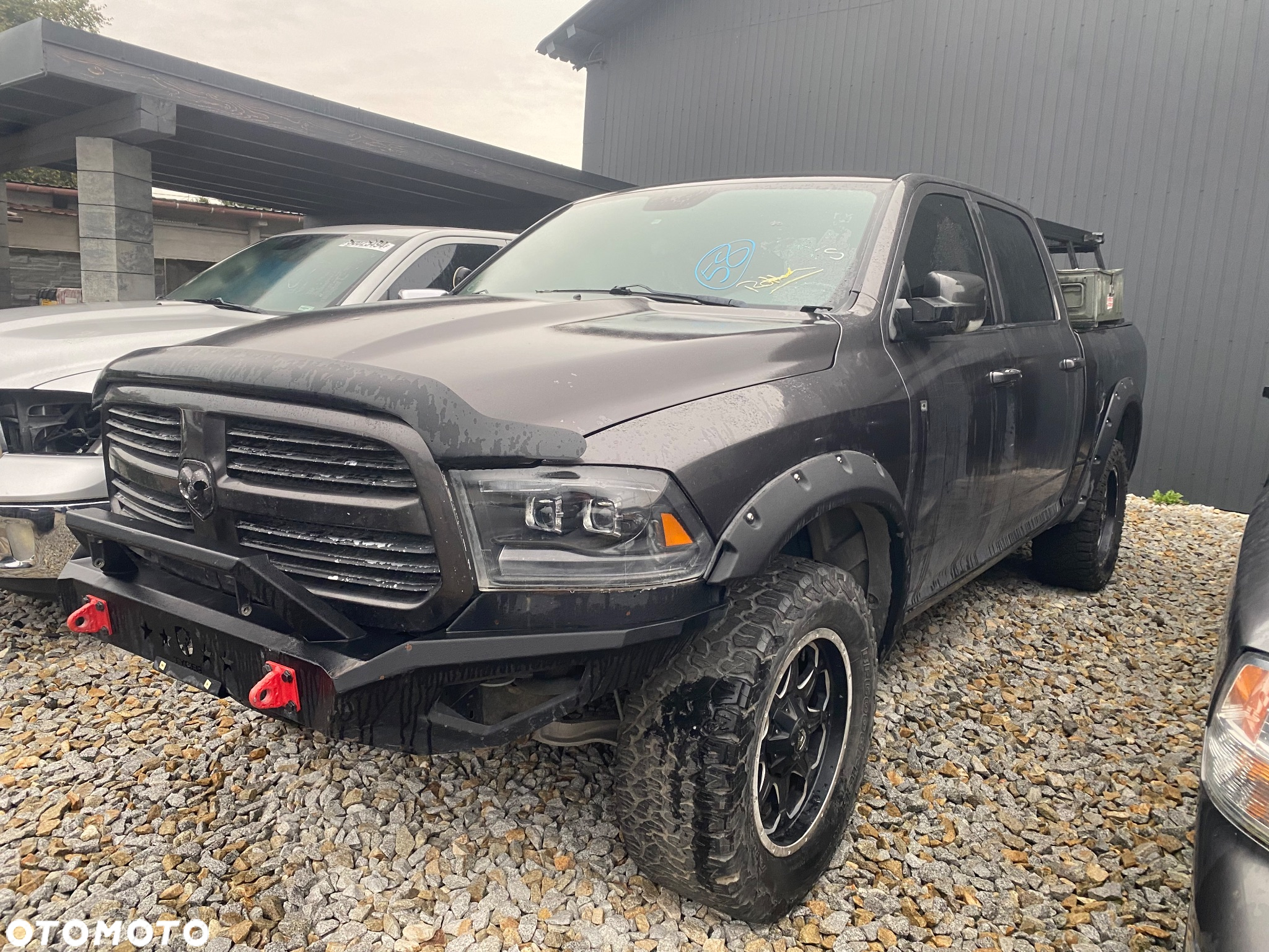 RAM 1500 5.7 Crew Cab Laramie - 4