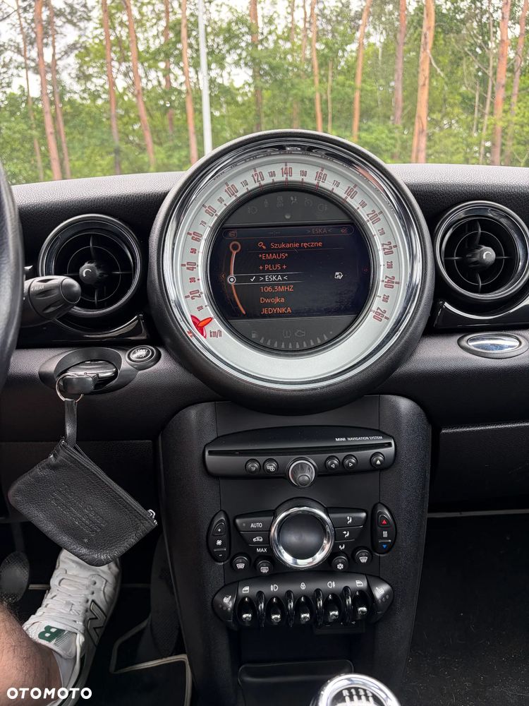 MINI Clubman Cooper D - 8