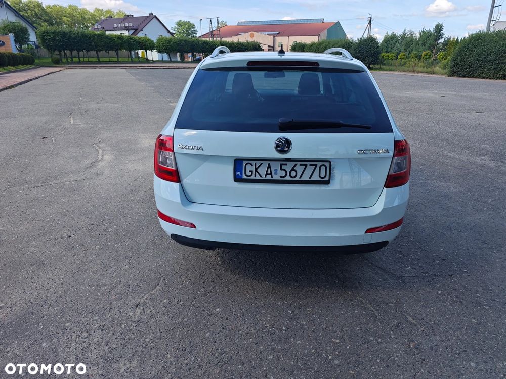 Skoda Octavia 1.6 TDI (Green tec) DSG Joy - 5