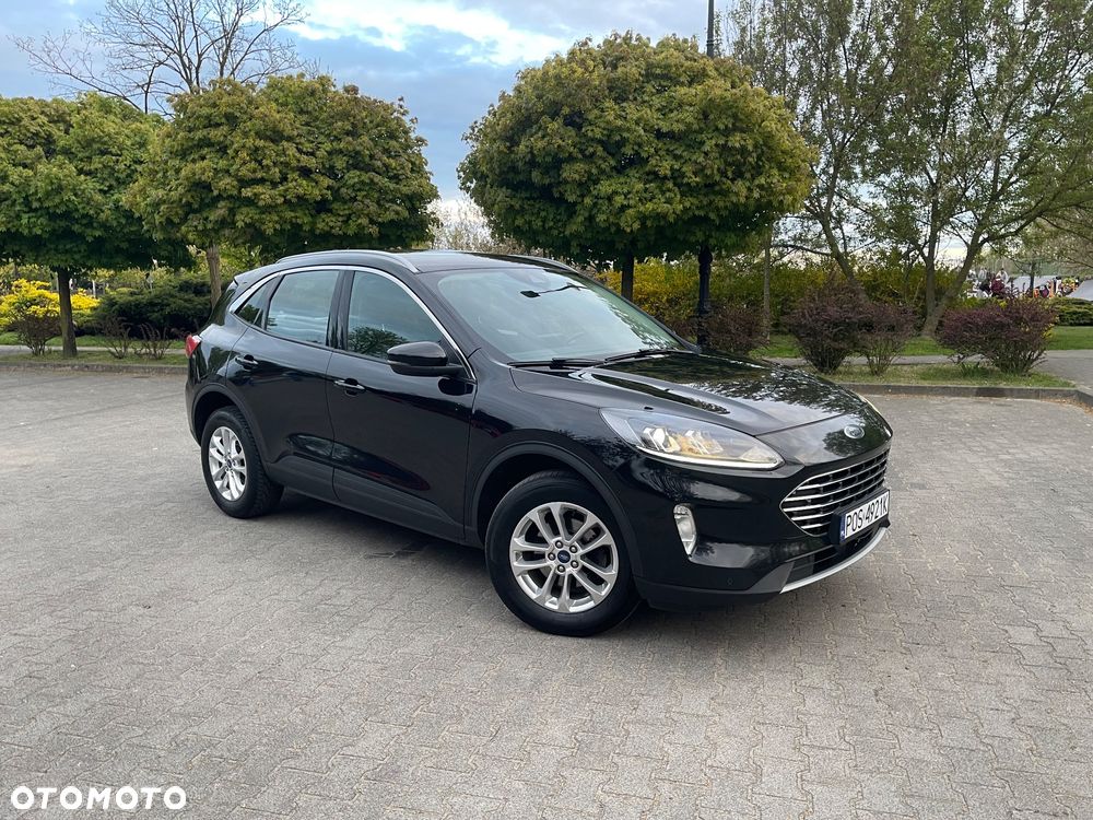 Ford Kuga 2.5 Duratec FHEV TITANIUM - 1