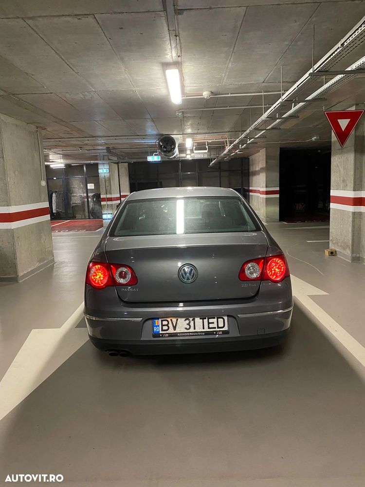 Volkswagen Passat - 23
