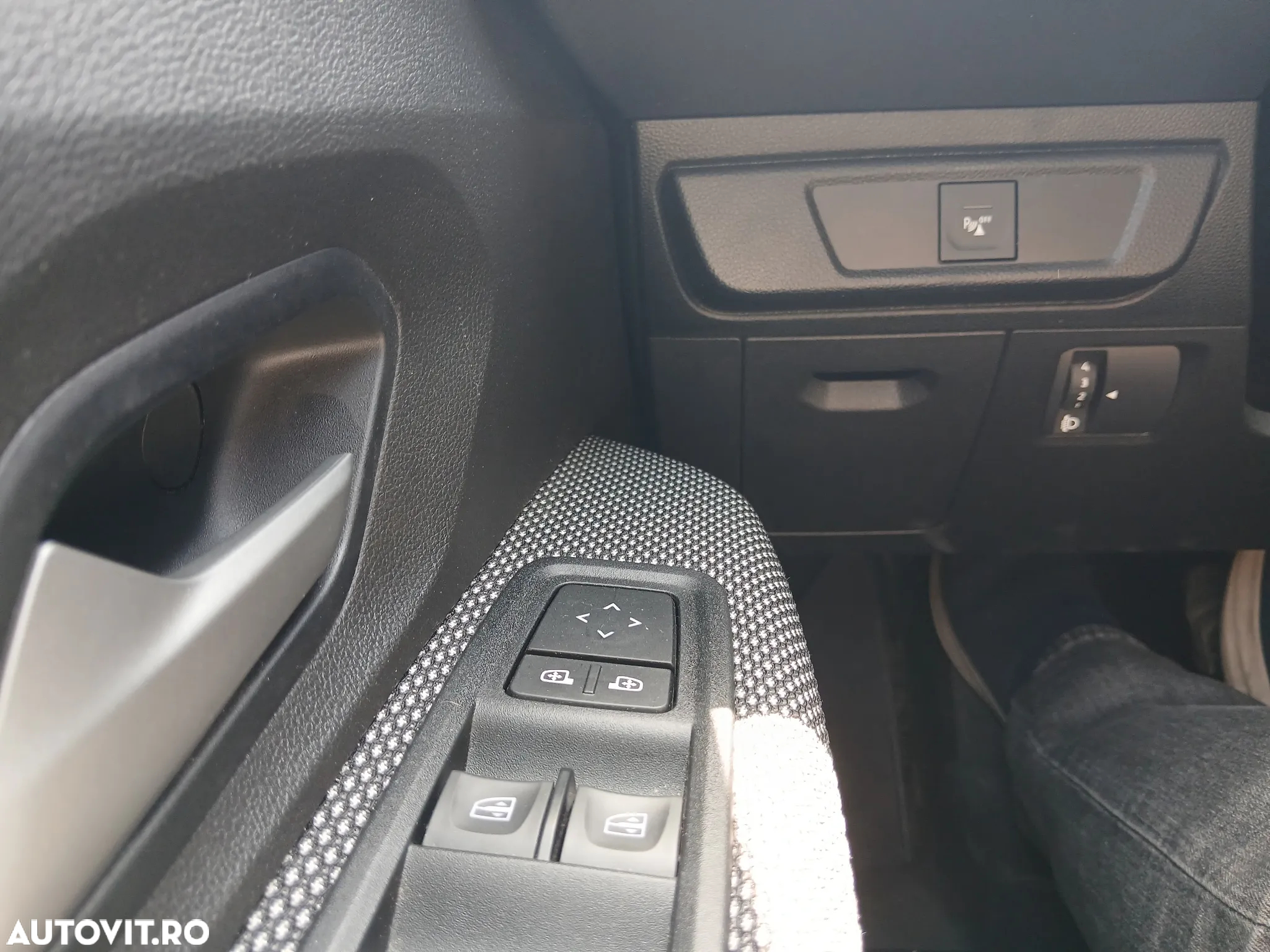 Dacia Logan TCe 90 MT6 Expression - 10