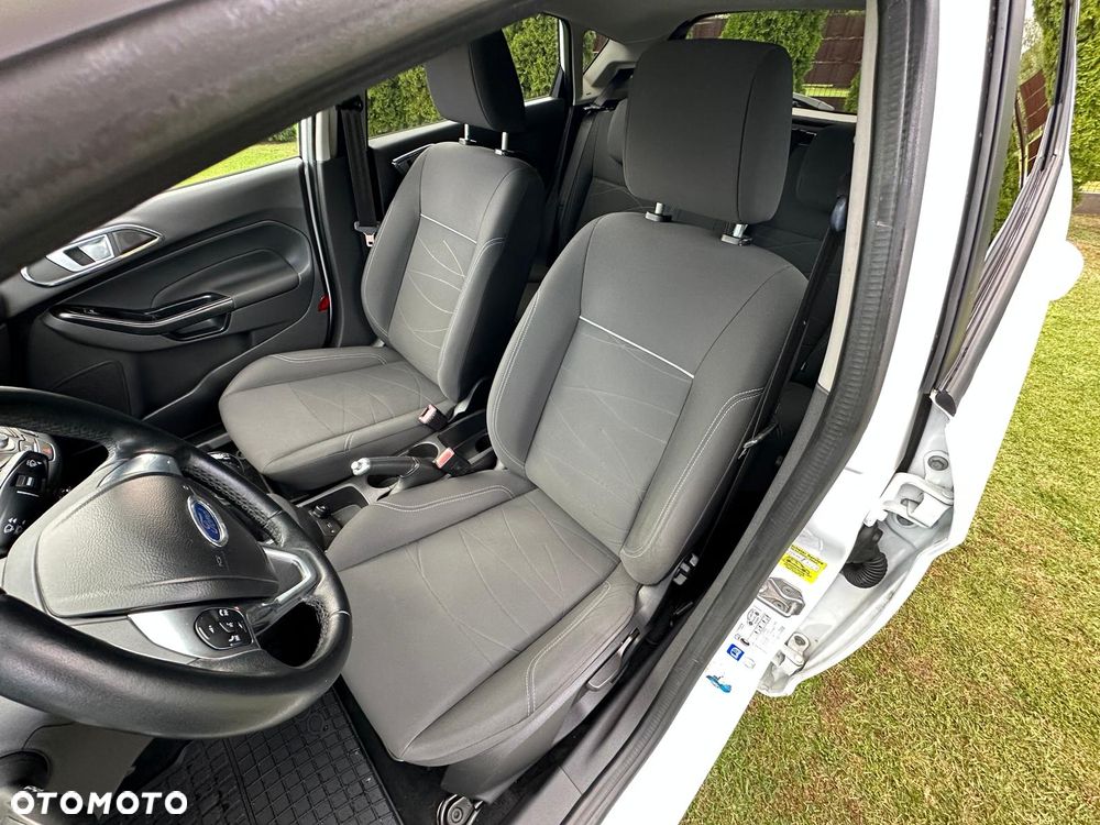 Ford Fiesta - 13