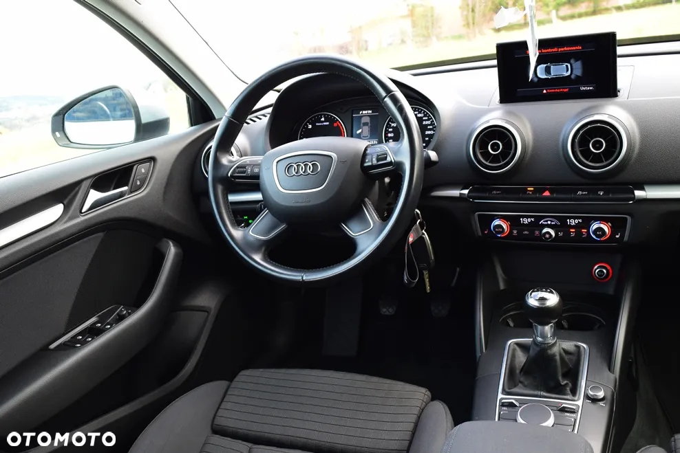 Audi A3 2.0 TDI Sportback (clean diesel) quattro Ambiente - 30