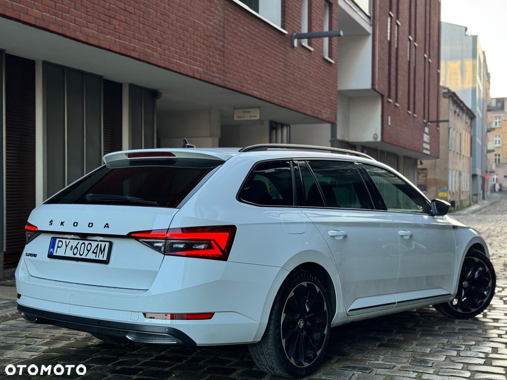 Skoda Superb 2.0 TDI SCR Sportline DSG - 19