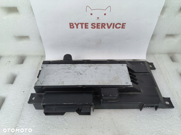 VW AG AUDI A4 S4 B9 8W WZMACNIACZ DYNAUDIO 8W0035223B