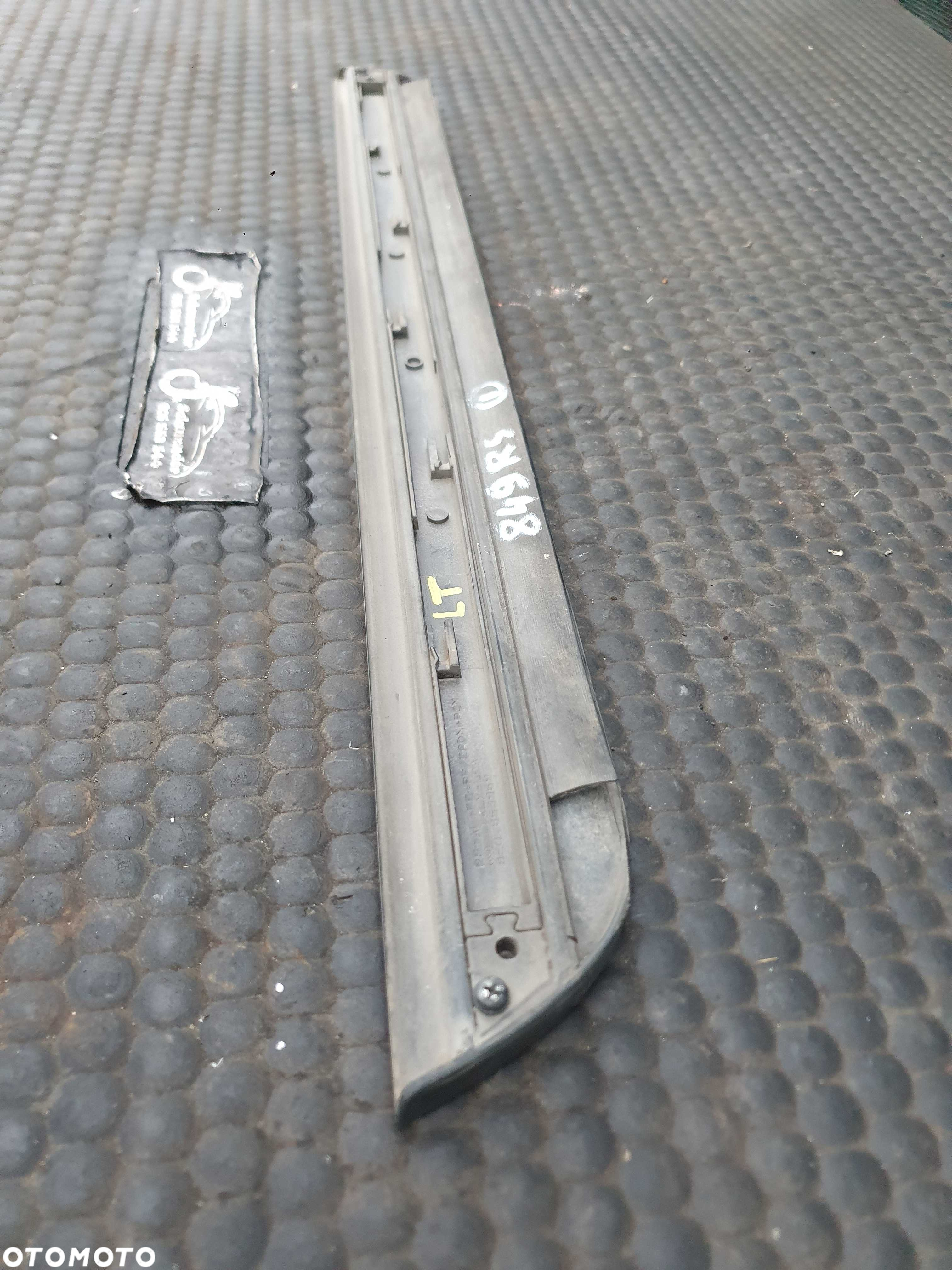 Listwa 8E0853969 8E0853970 Listwy Dolne Drzwi Tyl Tylne Lewa Prawa Szare Audi A4 B6 Sedan Kombi - 19