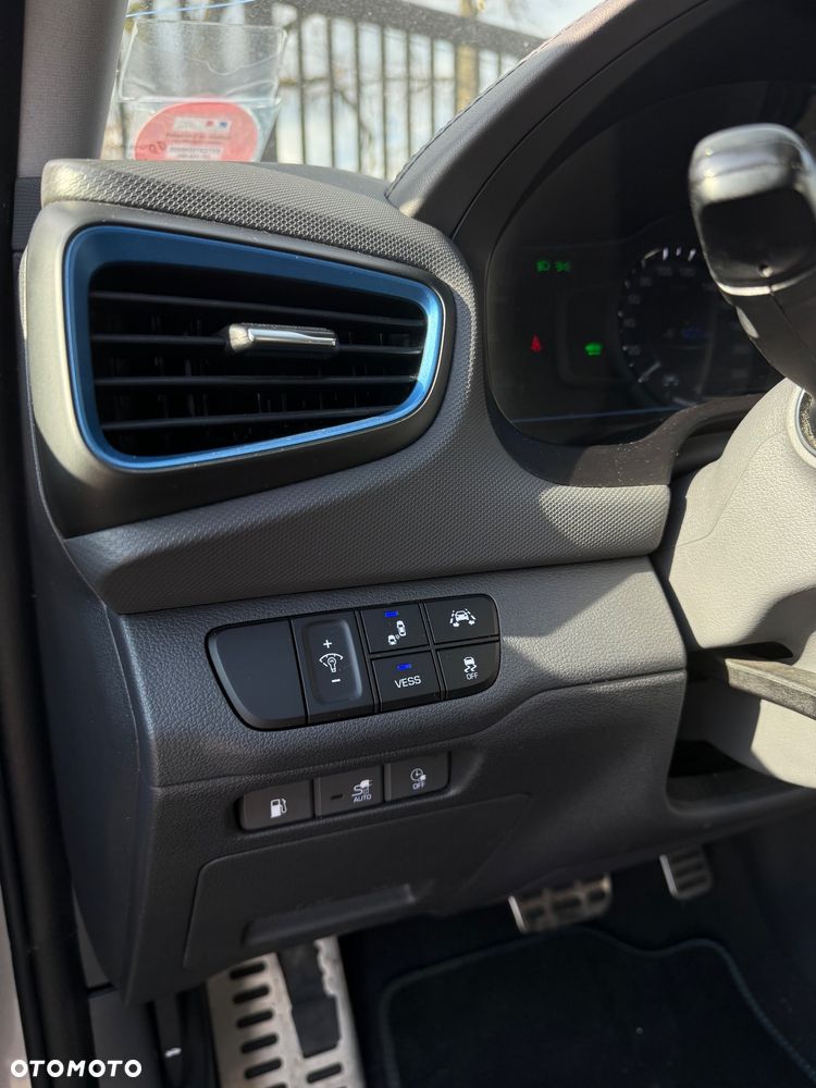 Hyundai IONIQ 1.6 GDI - 8