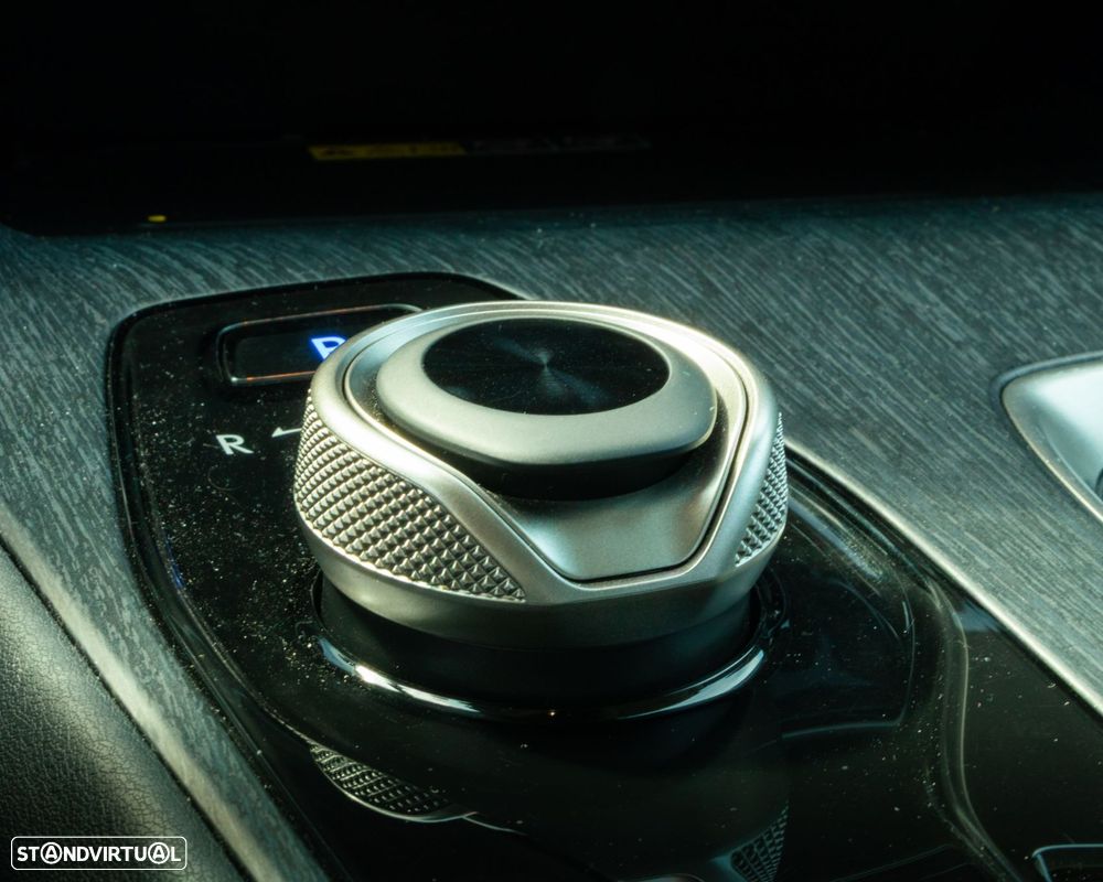 Lexus RZ 450e Premium Monotone c/ mala elétrica - 29