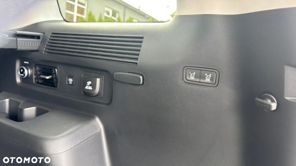 Hyundai Santa Fe - 31