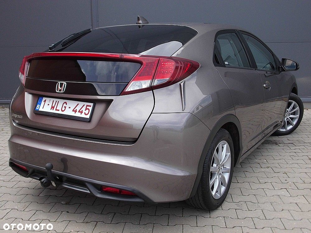 Honda Civic 1.4 i-VTEC Elegance - 15