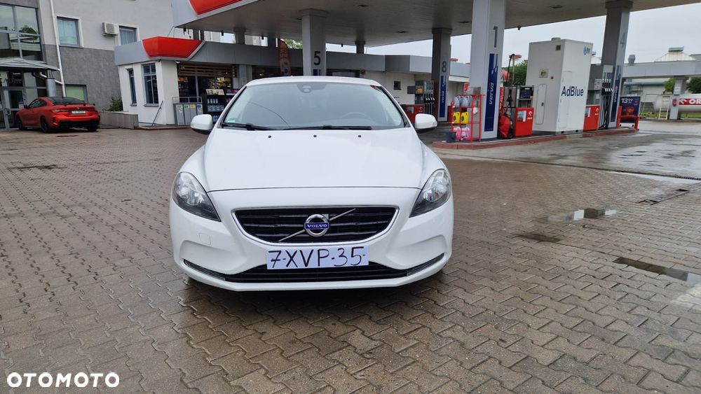Volvo V40 D4 Summum - 8