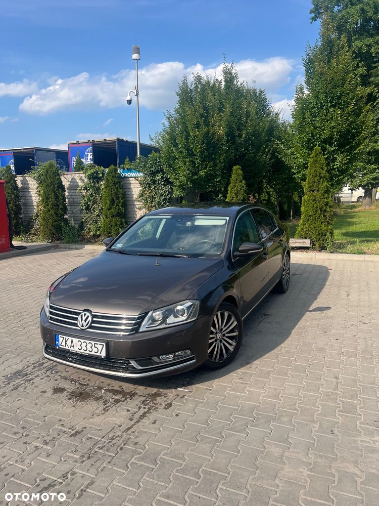 Volkswagen Passat 2.0 TDI Comfortline - 4