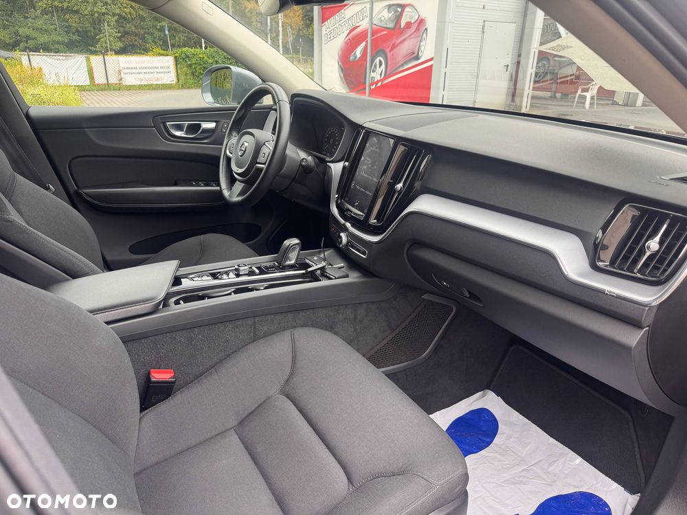 Volvo XC 60 B4 D Geartronic Momentum Pro - 20