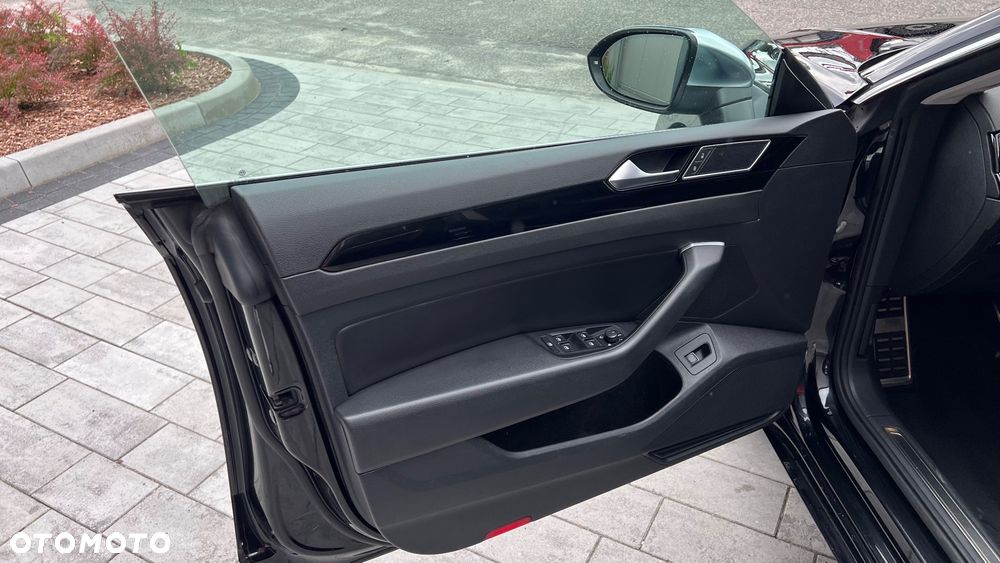 Volkswagen Arteon 2.0 TDI SCR Elegance DSG - 16