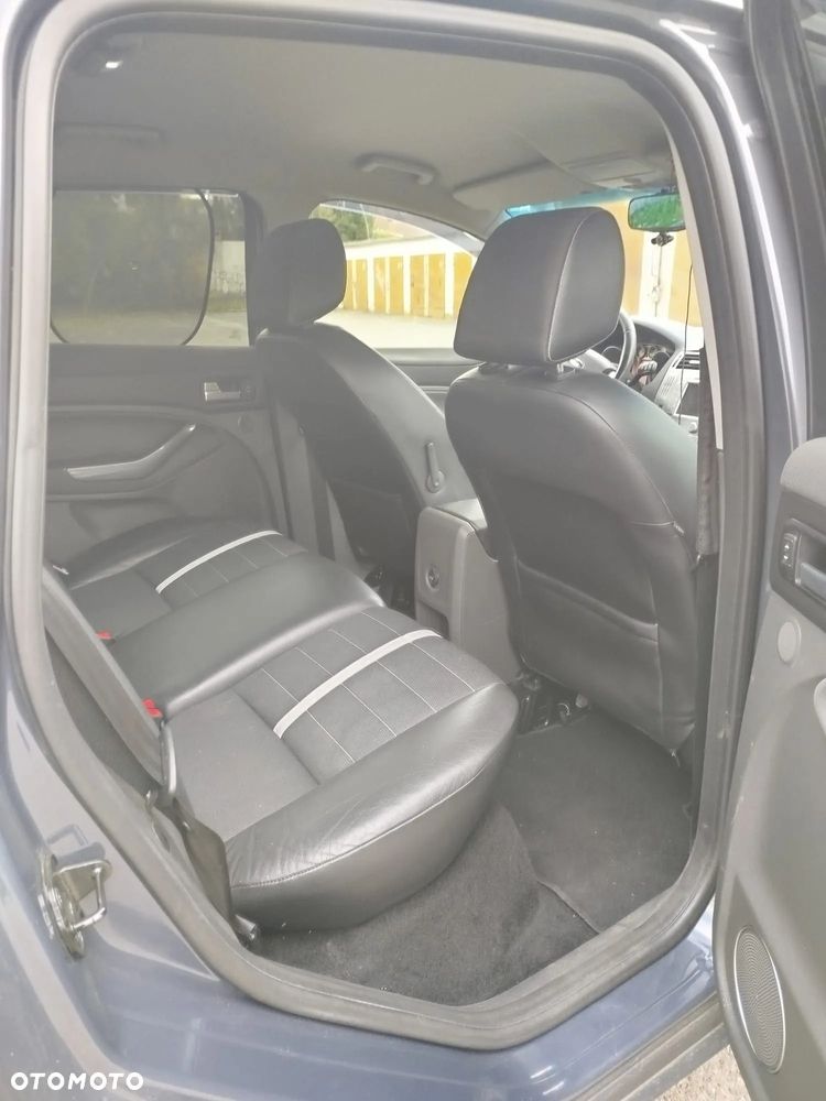 Ford Kuga 2.0 TDCi Individual - 6