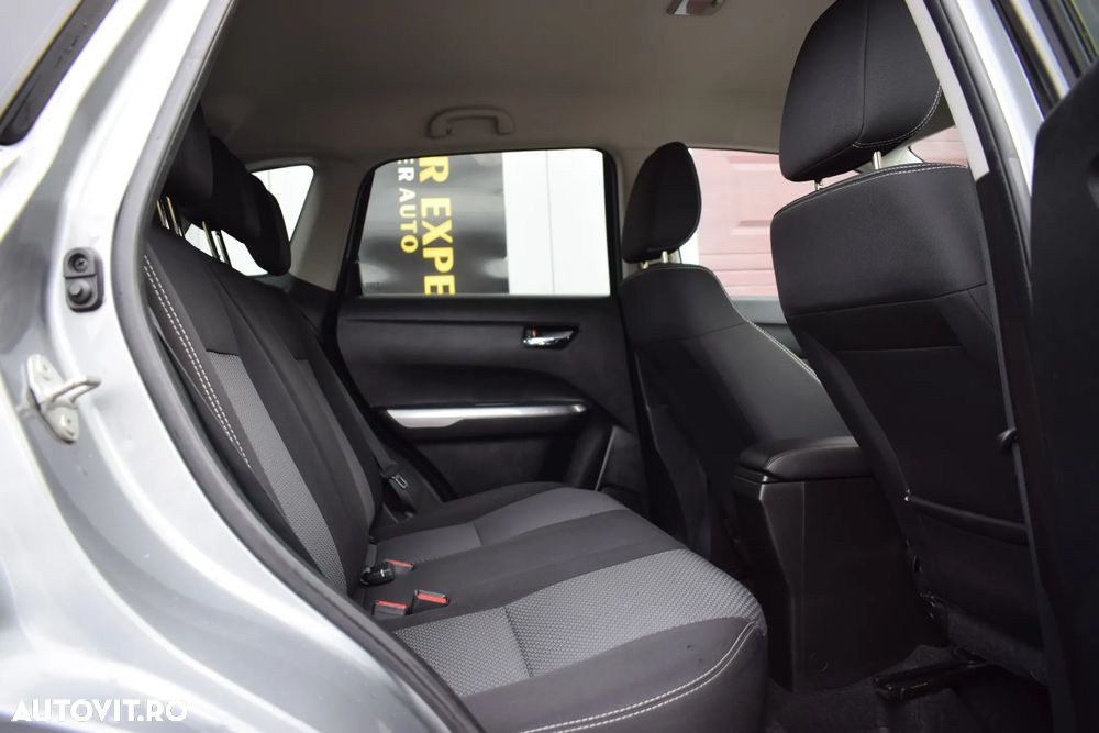 Suzuki Vitara 1.0 Boosterjet Allgrip Comfort - 14