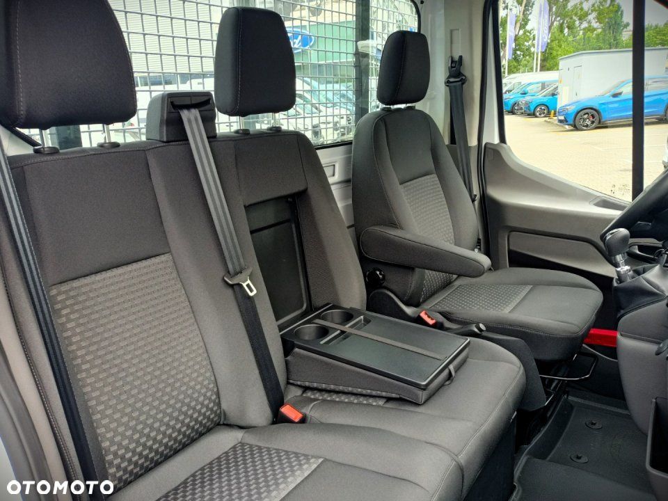 Ford Transit - 17