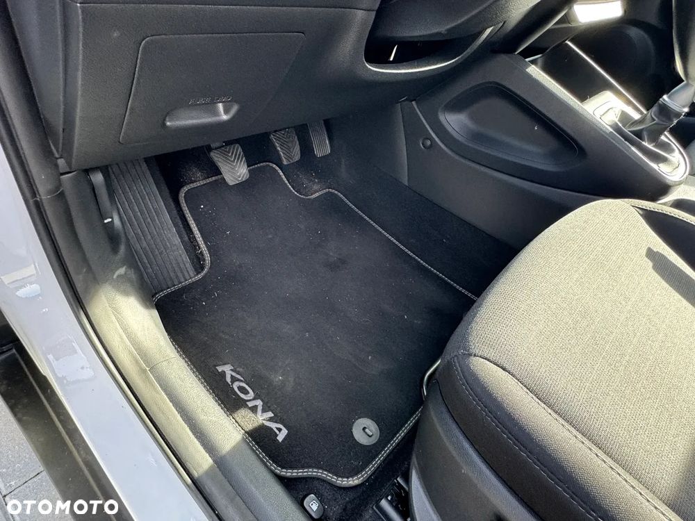 Hyundai Kona - 24