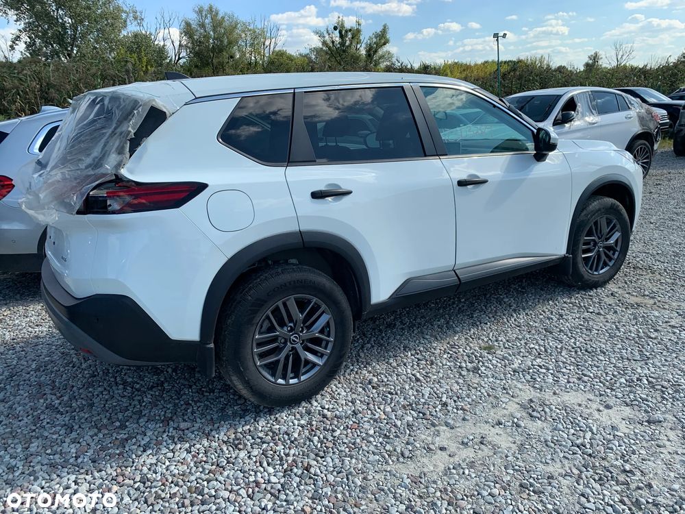 Nissan Rogue - 3