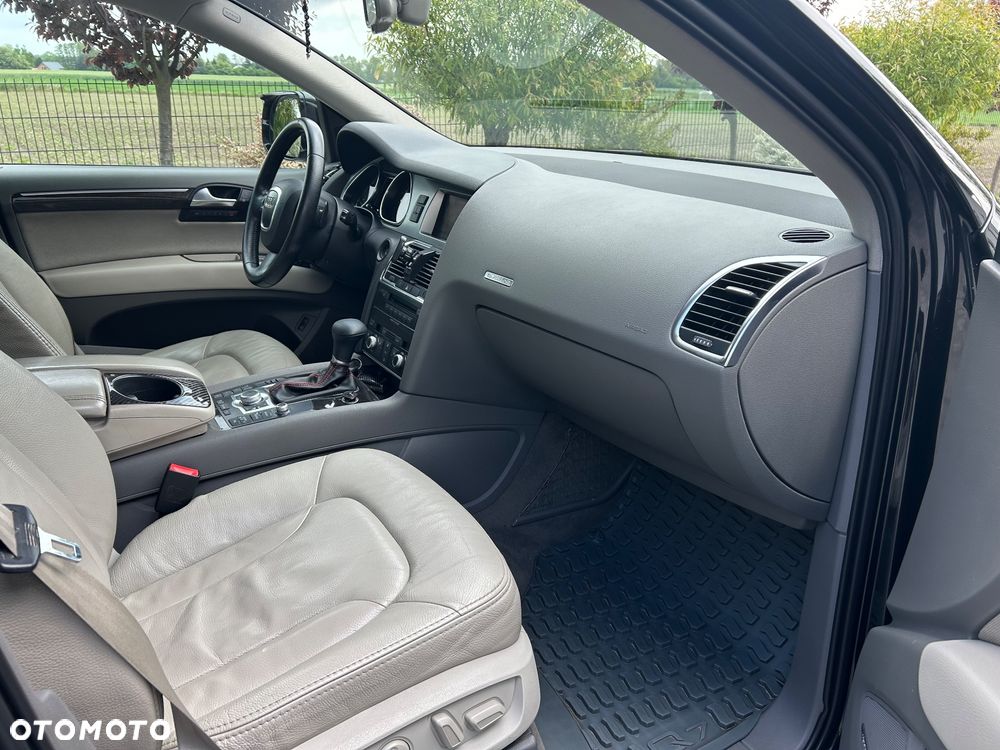 Audi Q7 - 9