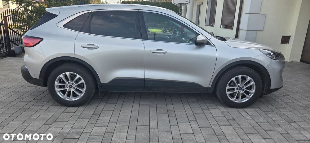 Ford Kuga 1.5 EcoBlue TITANIUM - 3