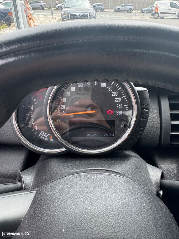 MINI 5 Portas One D - 9