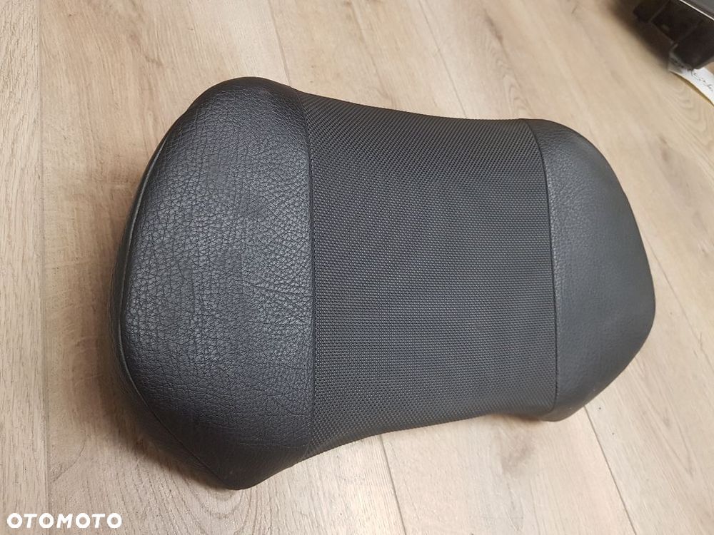 Oparcie pasażera Suzuki Burgman AN650 - 3