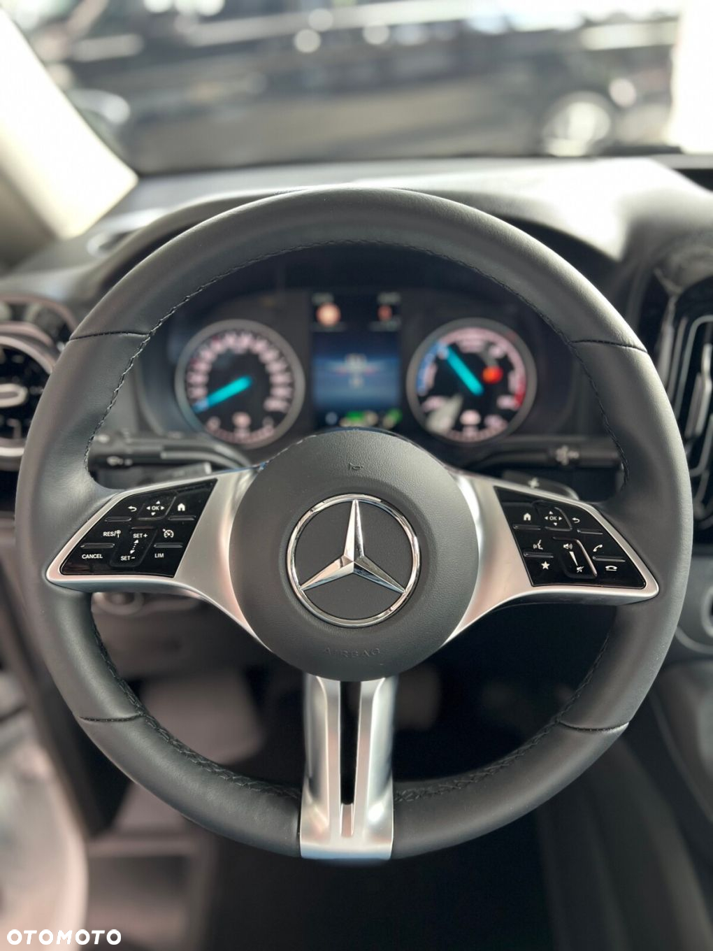 Mercedes-Benz Vito - 10