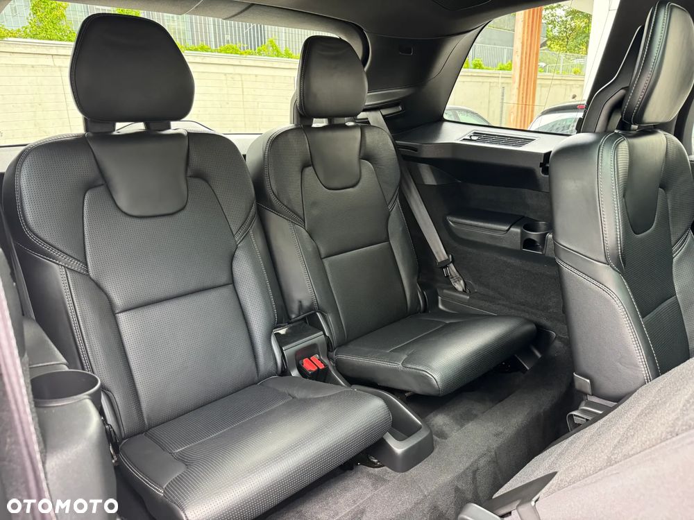 Volvo XC 90 - 19