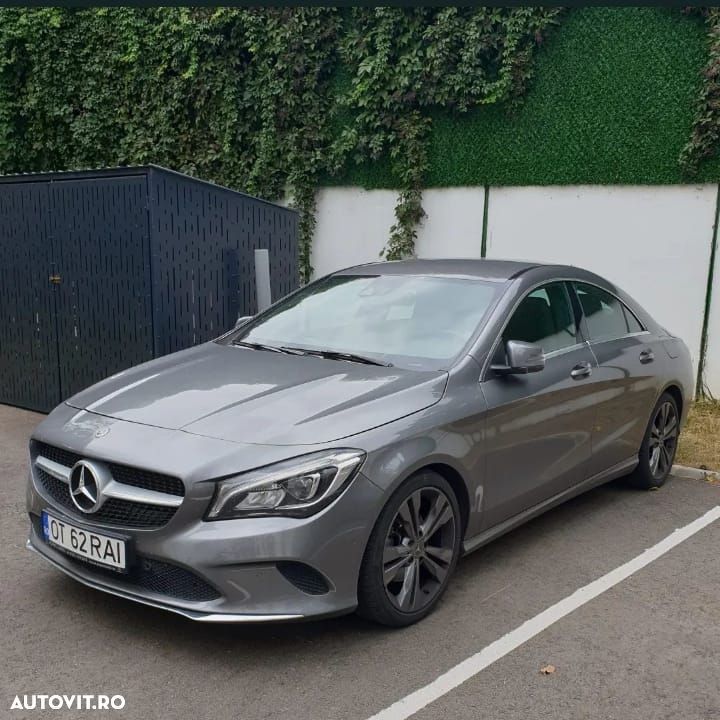 Mercedes-Benz CLA 200 UrbanStyle Edition - 3