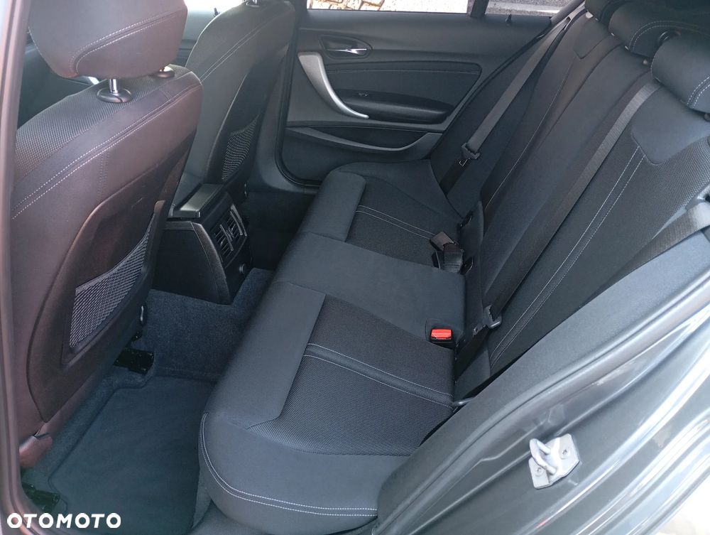 BMW Seria 1 120d xDrive Edition M Sport Shadow - 8