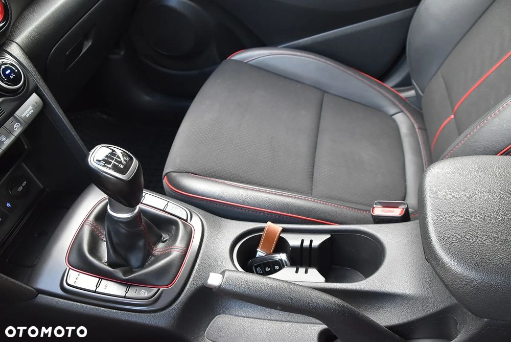 Hyundai Kona - 39