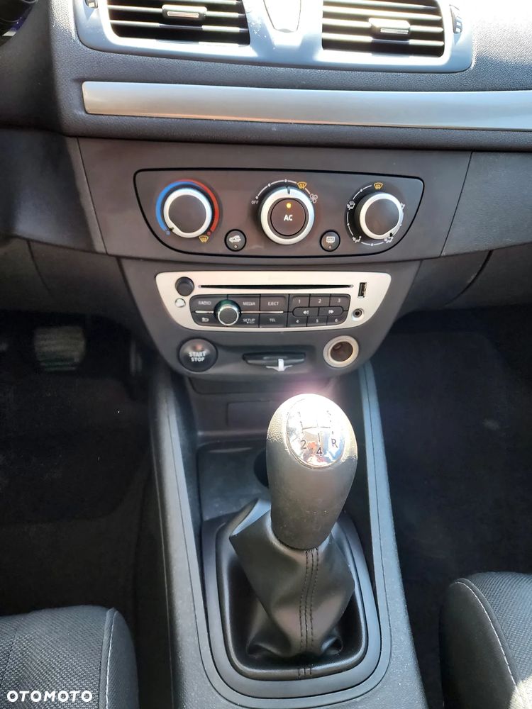 Renault Megane 1.6 16V 100 J'taime - 24