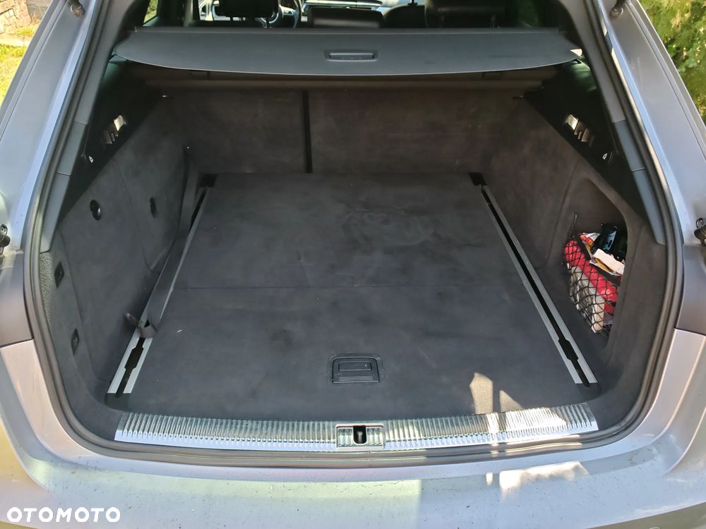 Audi A6 Avant 3.0 TDI S tronic - 9