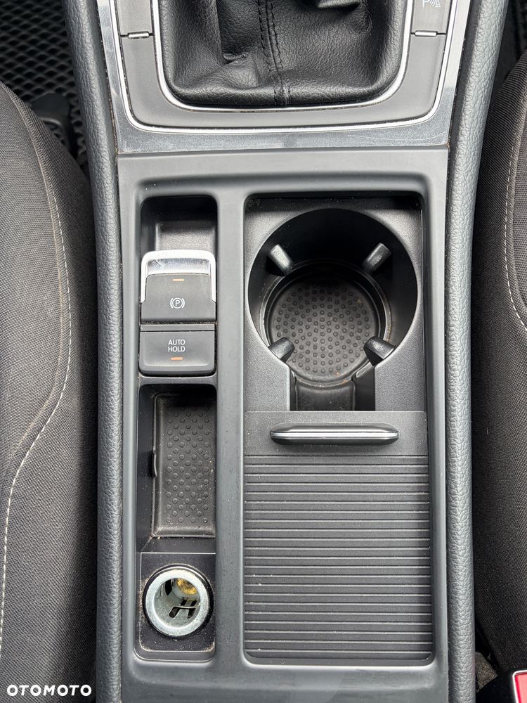 Volkswagen Golf 1.6 TDI BMT Trendline - 33