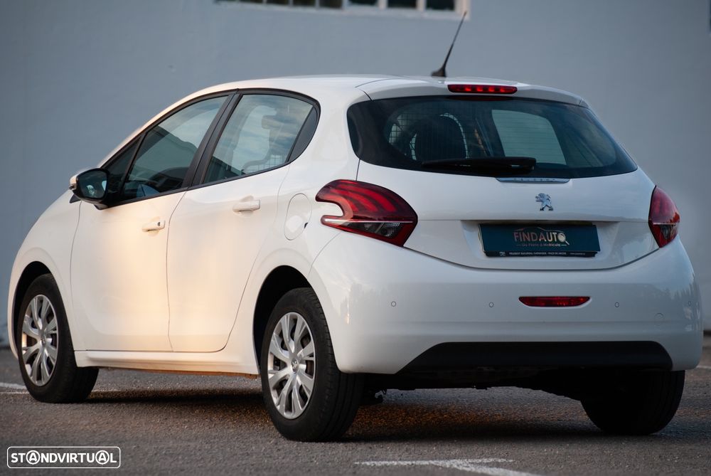 Peugeot 208 VAN - 6